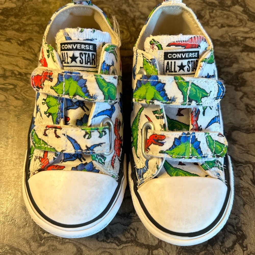 Converse Toddler- C8- DINOSAUR- USED- Non Smoking Home
